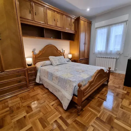 Daire R2r - 3 Barrio De La Arena Con Parking - 153a
