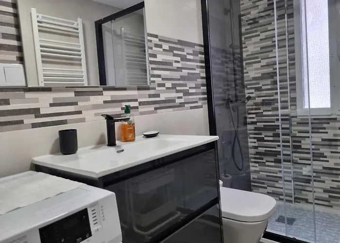 Apartment 153a 3 Barrio De La Arena Con Parking By R2r Consulting